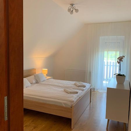 Feher Orchidea Apartman Эгерсалок Экстерьер фото